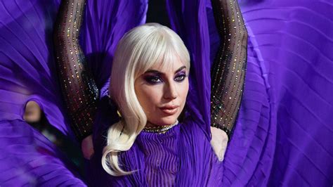 Lady Gaga delivered drama on the ‘House of Gucci’ red carpet